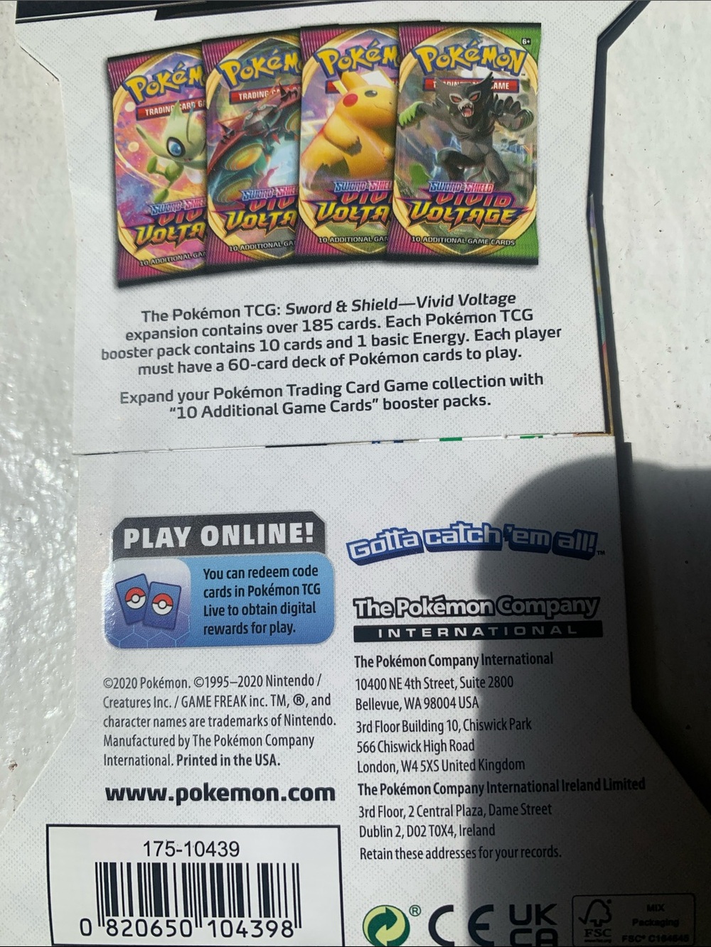 ๐- Pokemon Sword & Shield Vivid Voltage Booster Pack - Yellow Pikachu - Picture 2 of 4